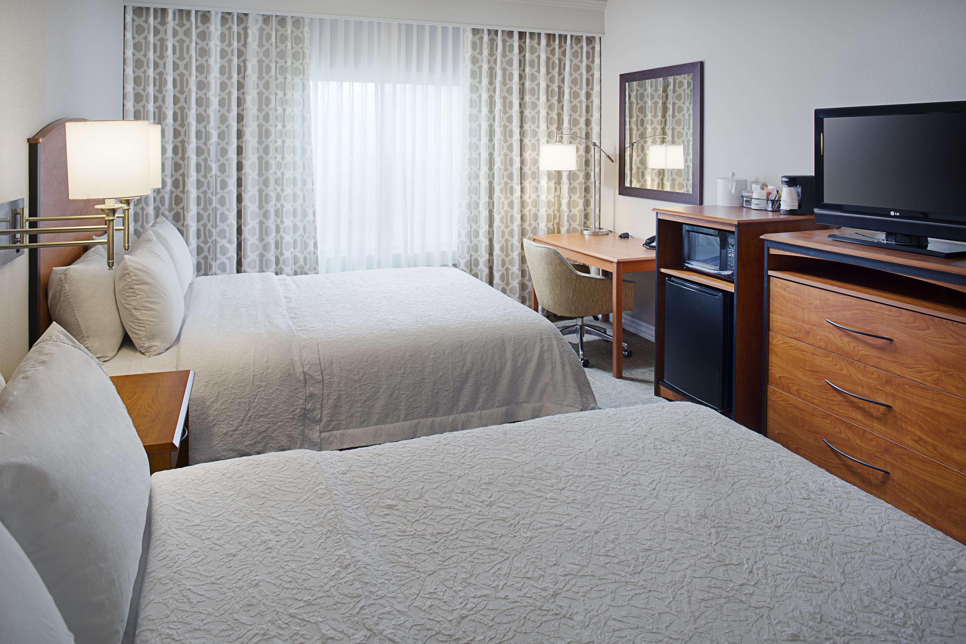 Hampton Inn & Suites Ланкастер Екстер'єр фото