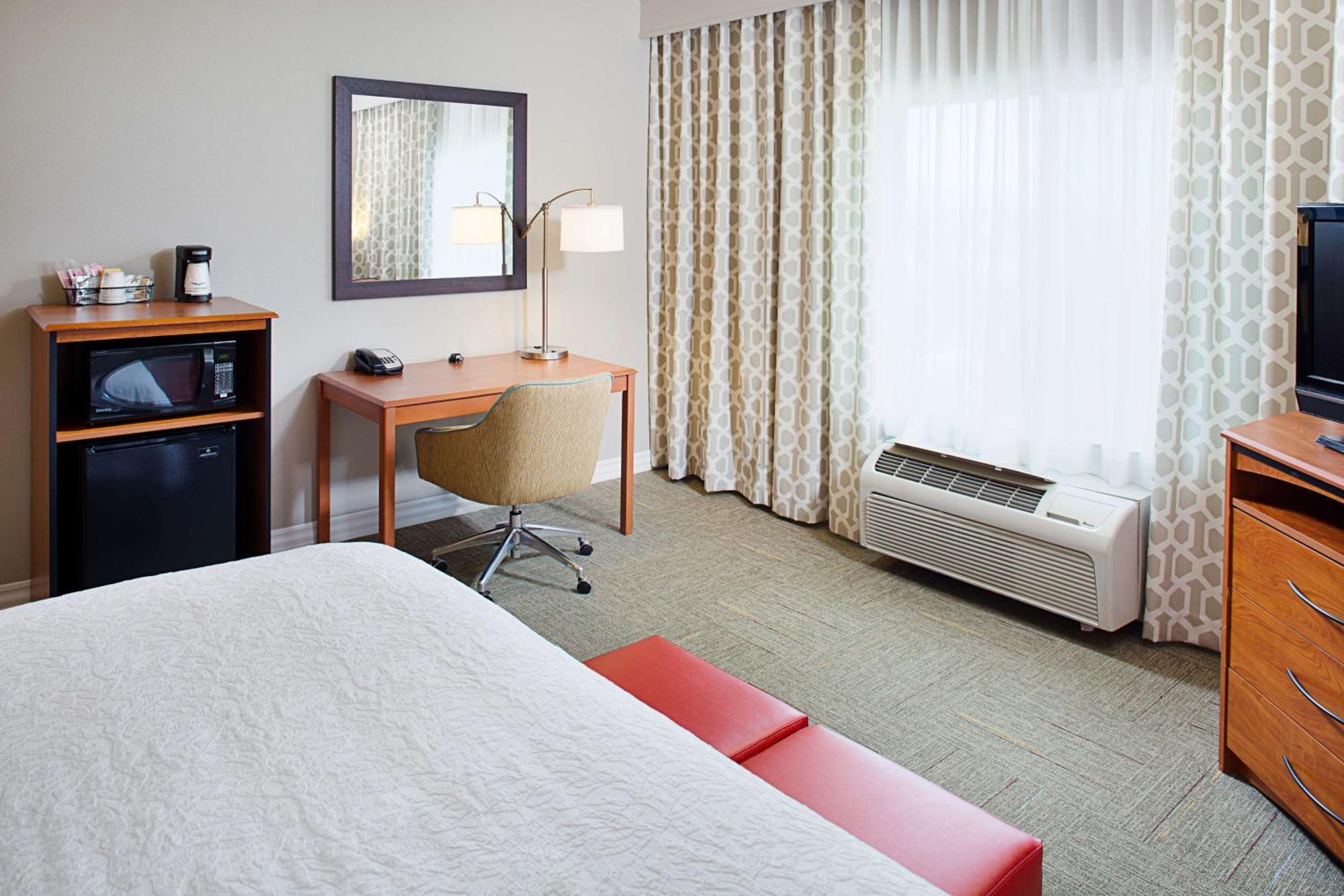 Hampton Inn & Suites Ланкастер Екстер'єр фото