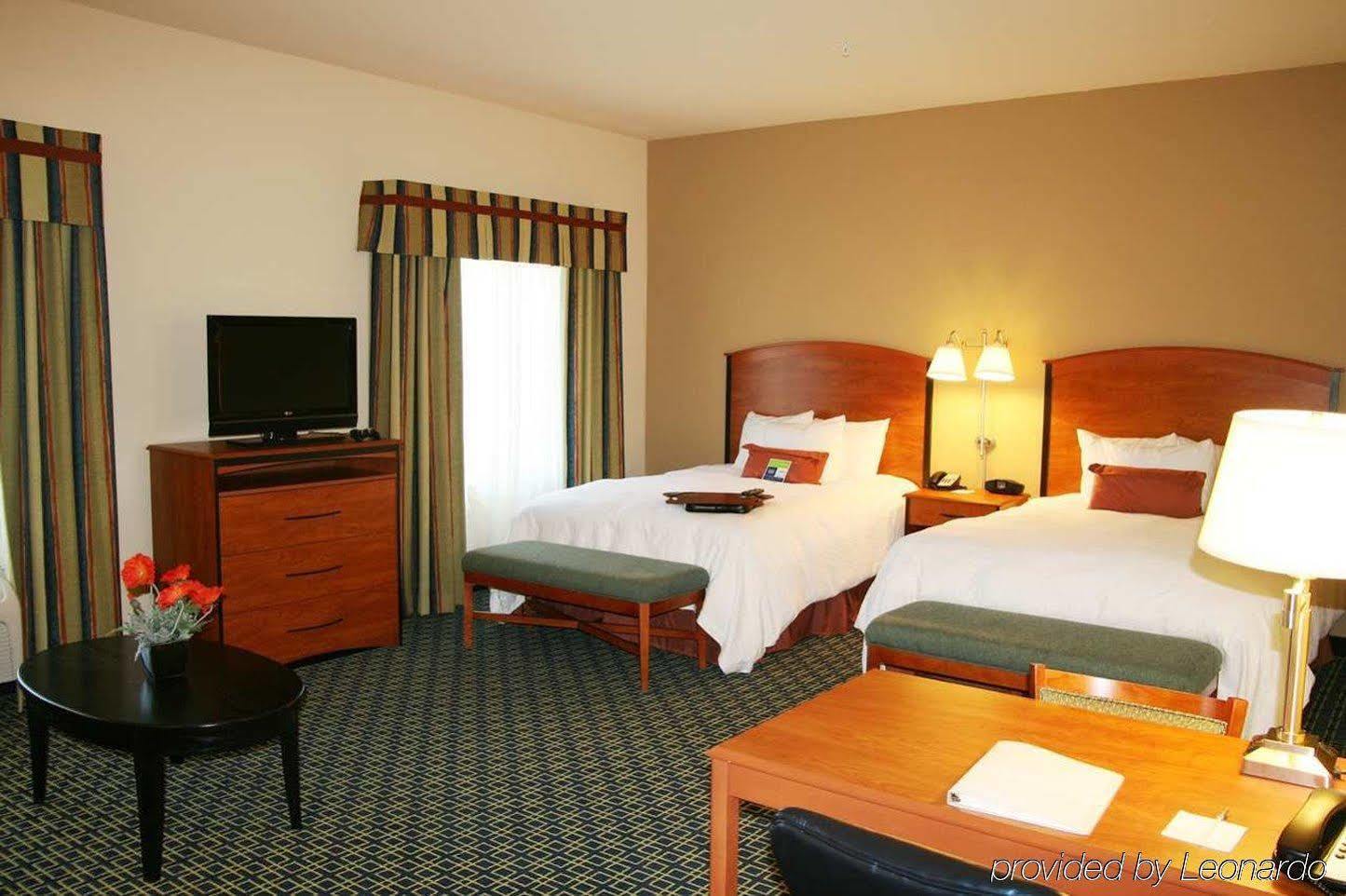 Hampton Inn & Suites Ланкастер Номер фото