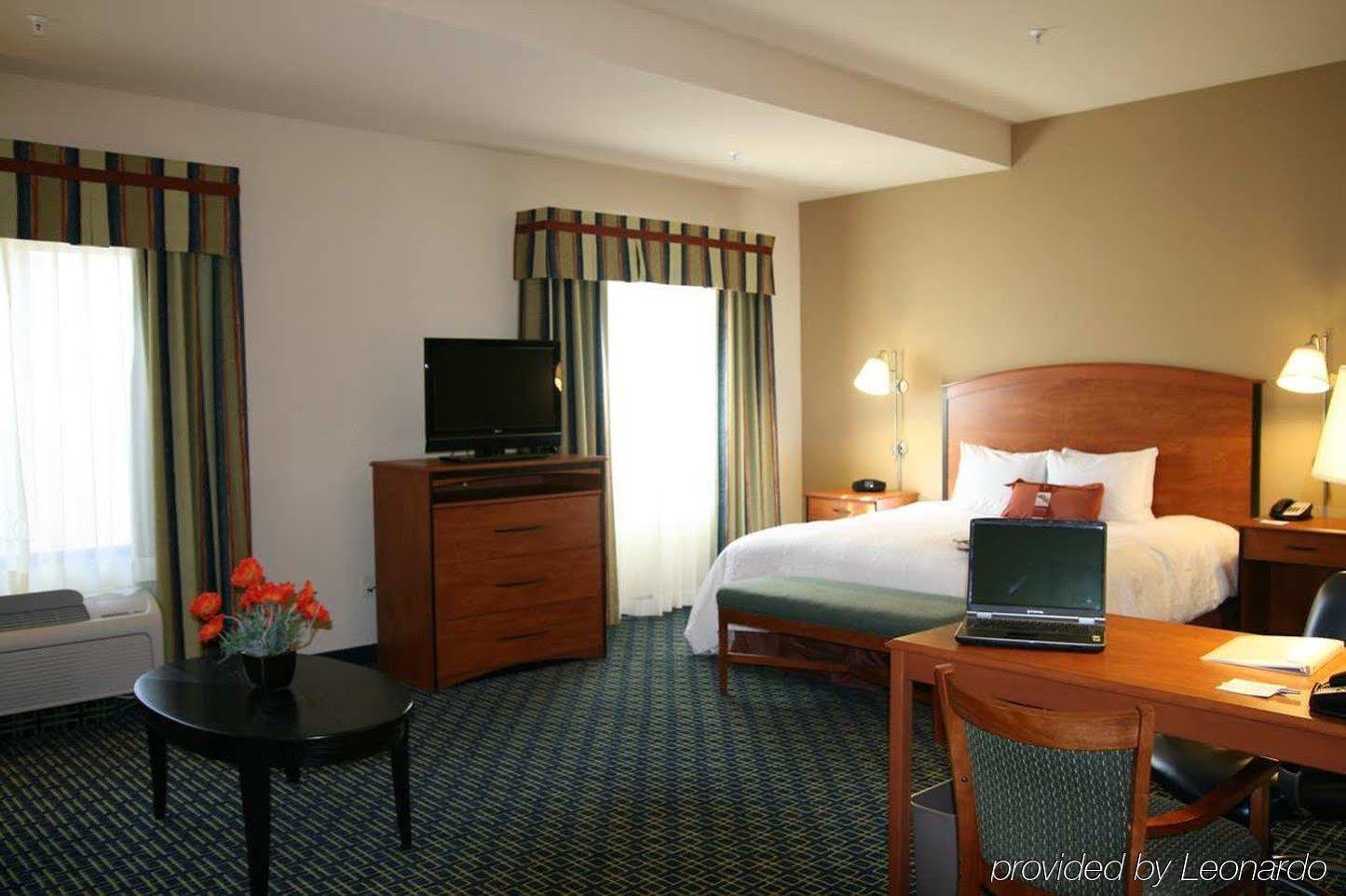 Hampton Inn & Suites Ланкастер Екстер'єр фото